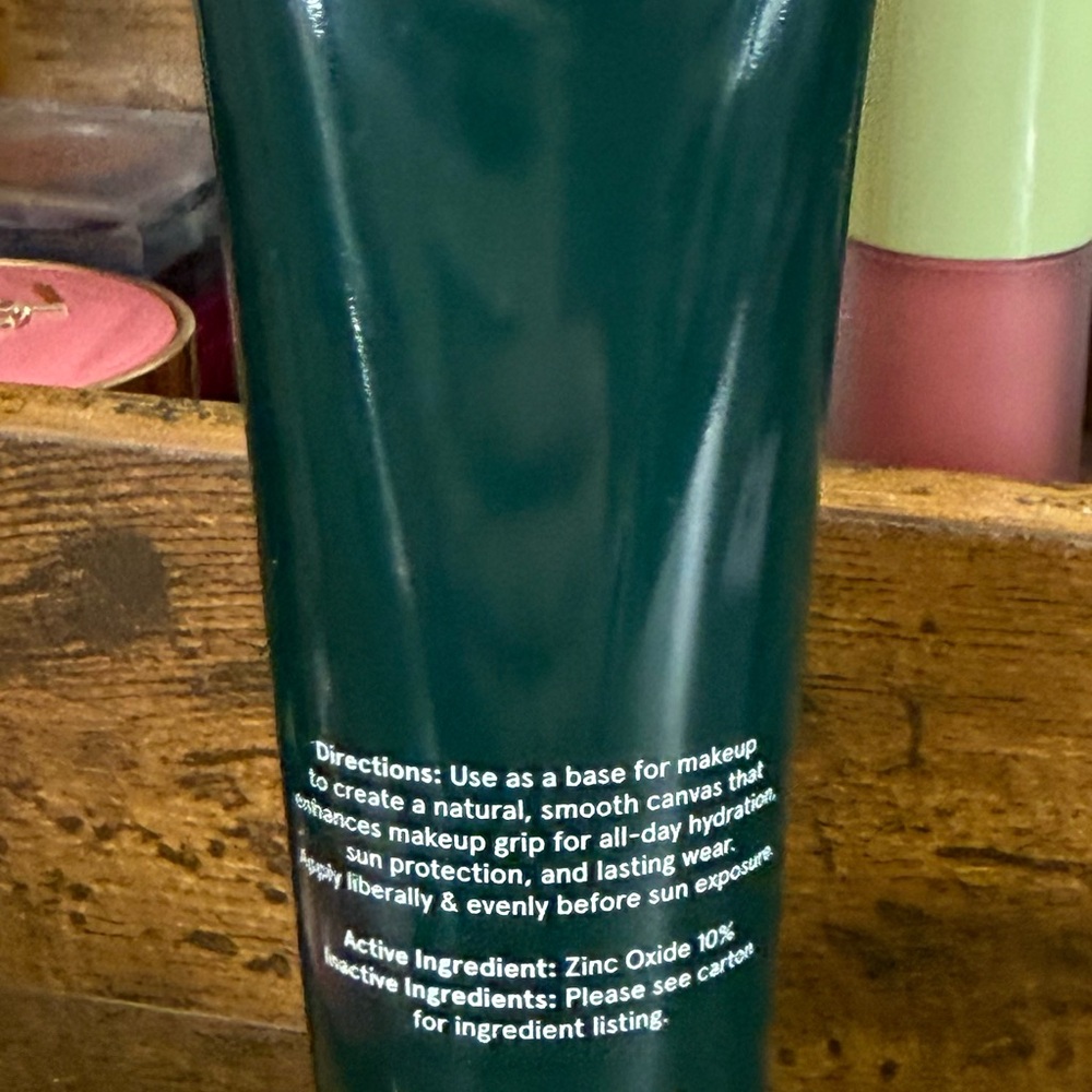 Ciele Prime & Protect SPF 30 Primer - Natural Finish - Picture 2 of 4